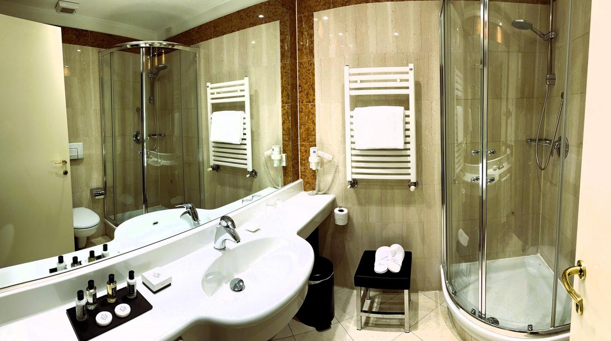 The Regency Sure Hotel Collection By Best Western Lissone Værelse billede