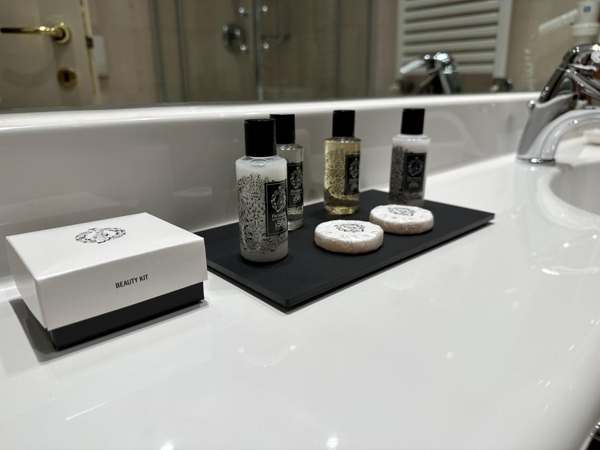 The Regency Sure Hotel Collection By Best Western Lissone Eksteriør billede